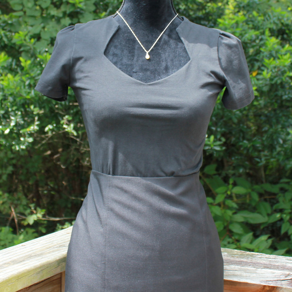 Vintage Pinup Style Sweetheart Neck Top, Black S/P - Picture 3 of 8